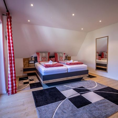 Renatas Ferienwohnung ザスバッハヴァルデン エクステリア 写真