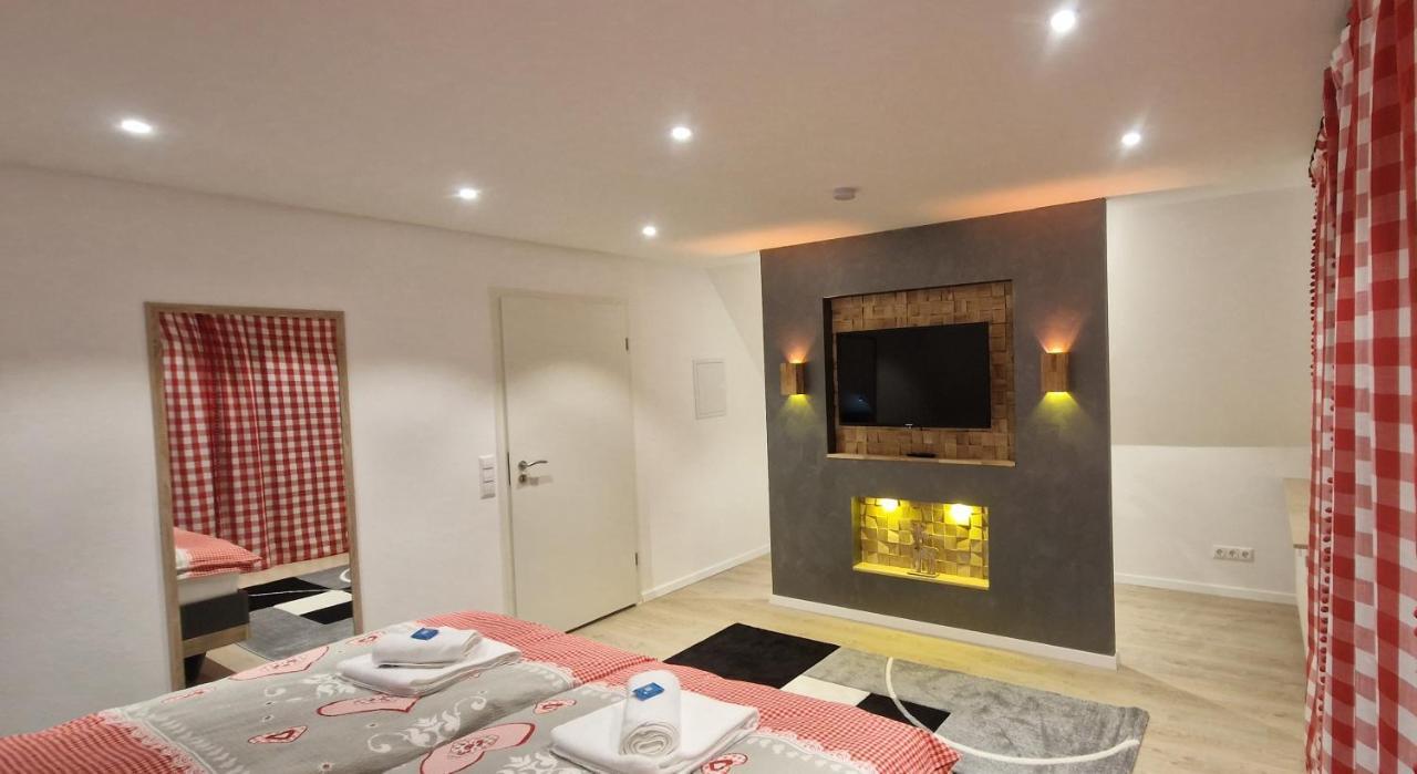 Renatas Ferienwohnung ザスバッハヴァルデン エクステリア 写真